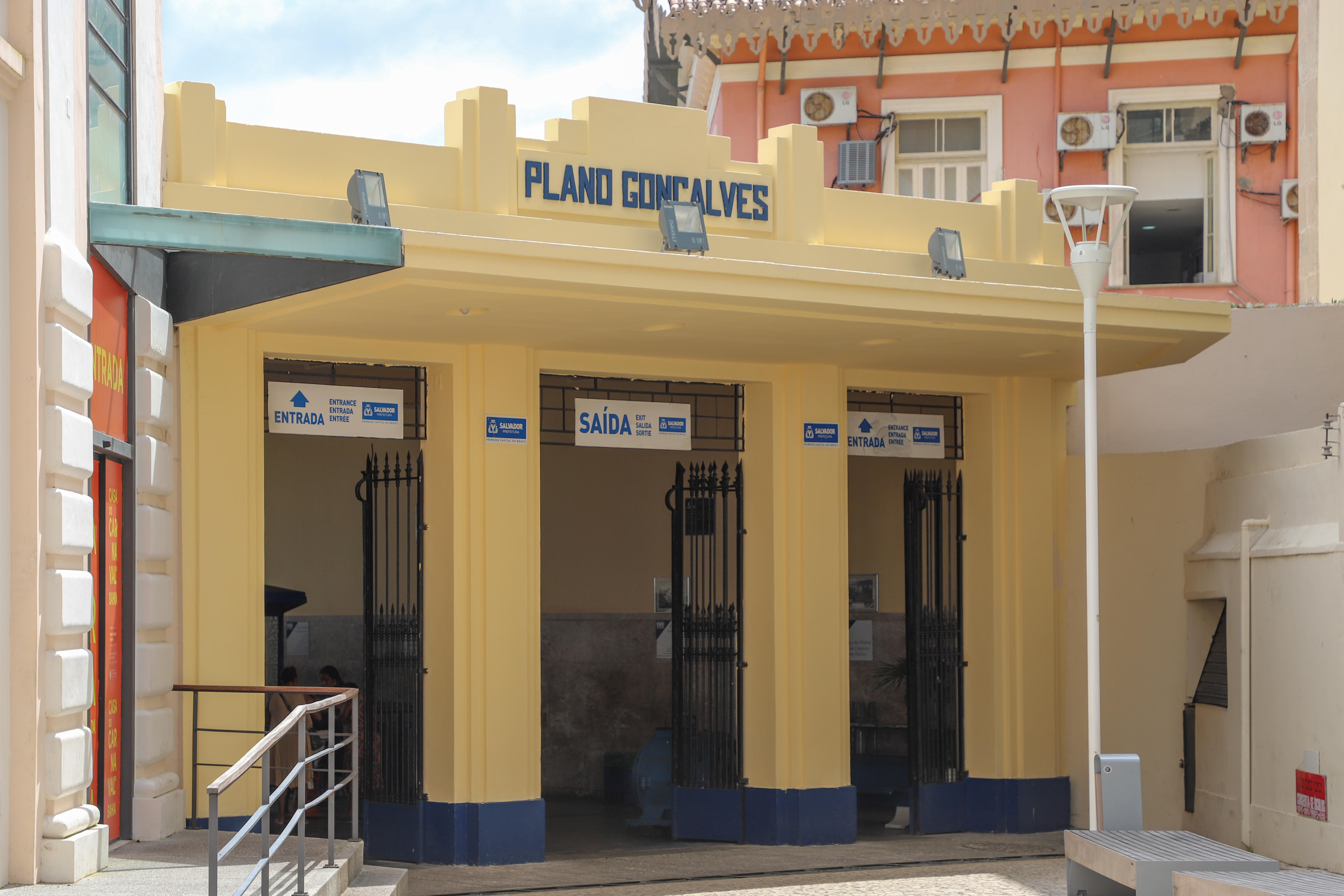 Galeria de Plano Inclinado Gonçalves
