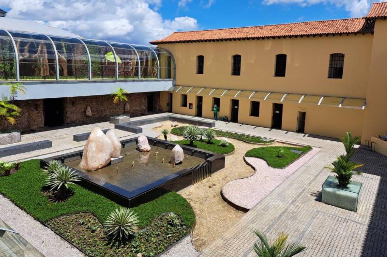 Galeria de Espaço São José Liberto (Polo Joalheiro)
