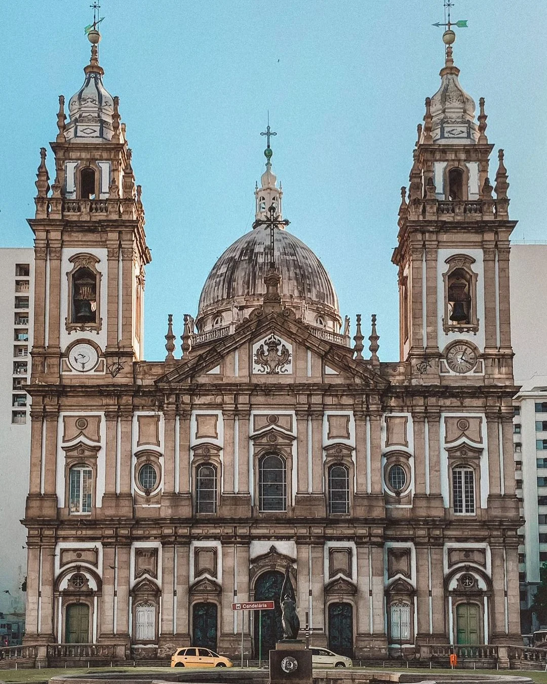 Galeria de Igreja da Candelária