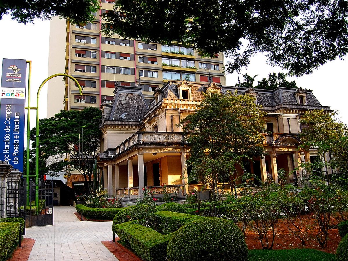 Galeria de Casa das Rosas